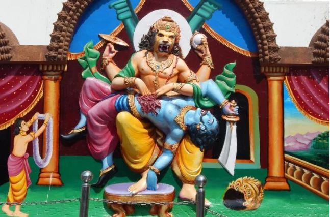 नृसिंह जयंती 2021: आज ही के दिन भक्त प्रहलाद की रक्षा के लिए भगवान विष्णु ने लिया था चौथा अवतार