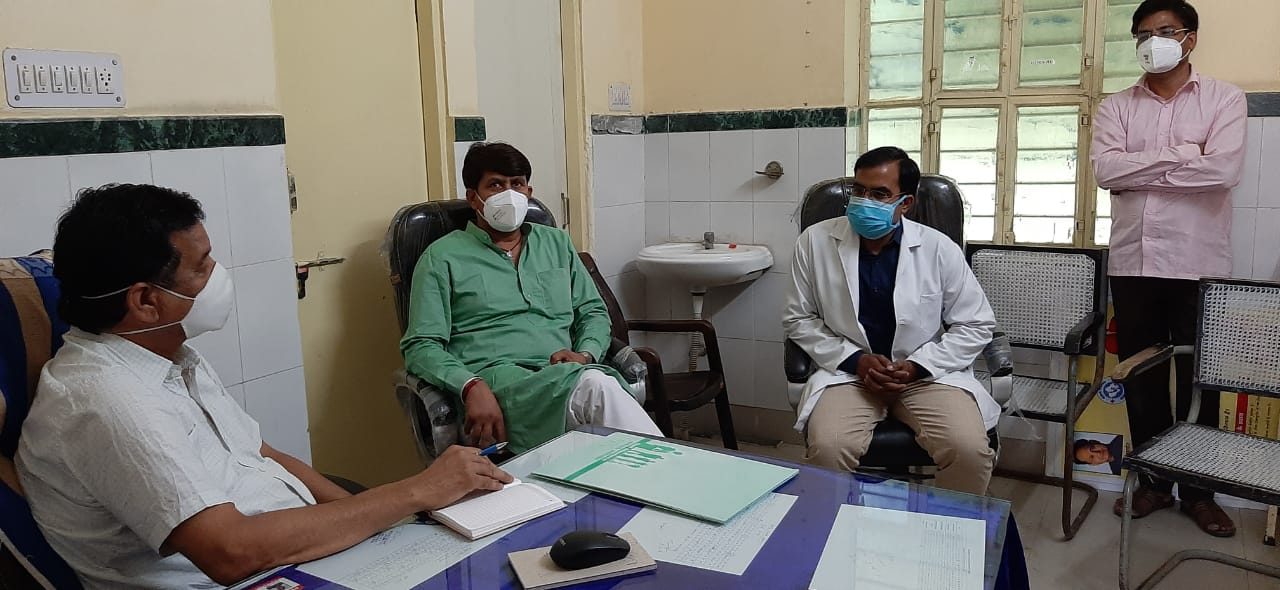 ग्रामीणों ने लगाए कालाडेरा अस्पताल प्रशासन पर गंभीर आरोप