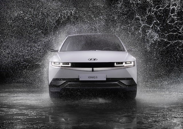Hyundai Launches New Luxury EV Brand ‘Ioniq