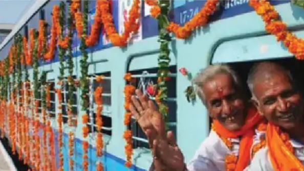 20 हजार यात्रियों को 15 तीर्थ फ्री के घुमाएगी राजस्थान सरकार:वरिष्ठ नागरिक तीर्थ यात्रा के आवेदन शुरू, ट्रेन-हवाई जहाज से होगा सफर
