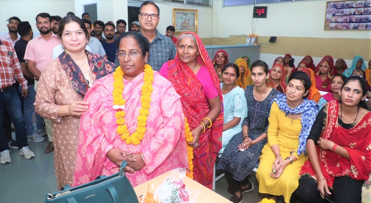 राजस्थान महिला कांग्रेस की महासचिव सीमा यादव के नेतृत्व में हुआ रेहाना रियाज चिश्ती का स्वागत