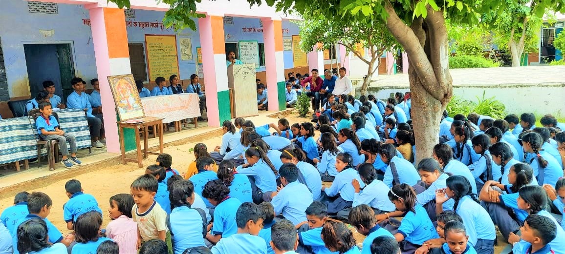 भूतेडा के सरकारी विद्यालय में शैक्षिक नवाचारों के साथ मनाया शिक्षक दिवस