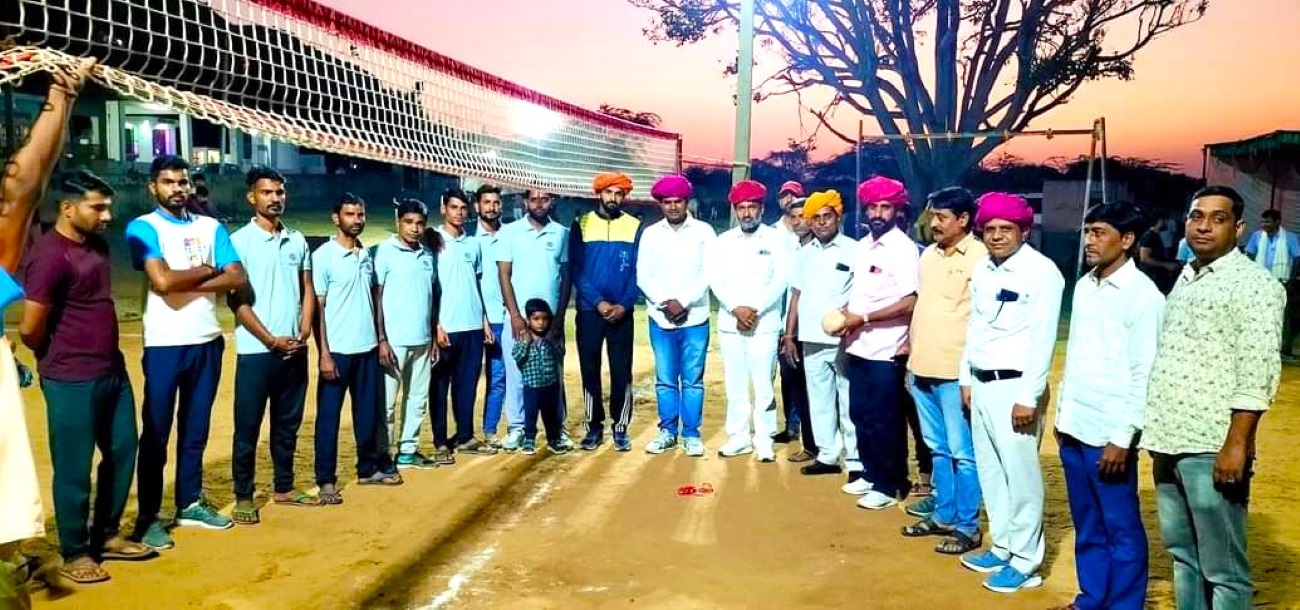 Amarpura – ग्राम बरवाड़ा में एक दिवसीय शूटिंग वॉलीबॉल प्रतियोगिता हुई आयोजित