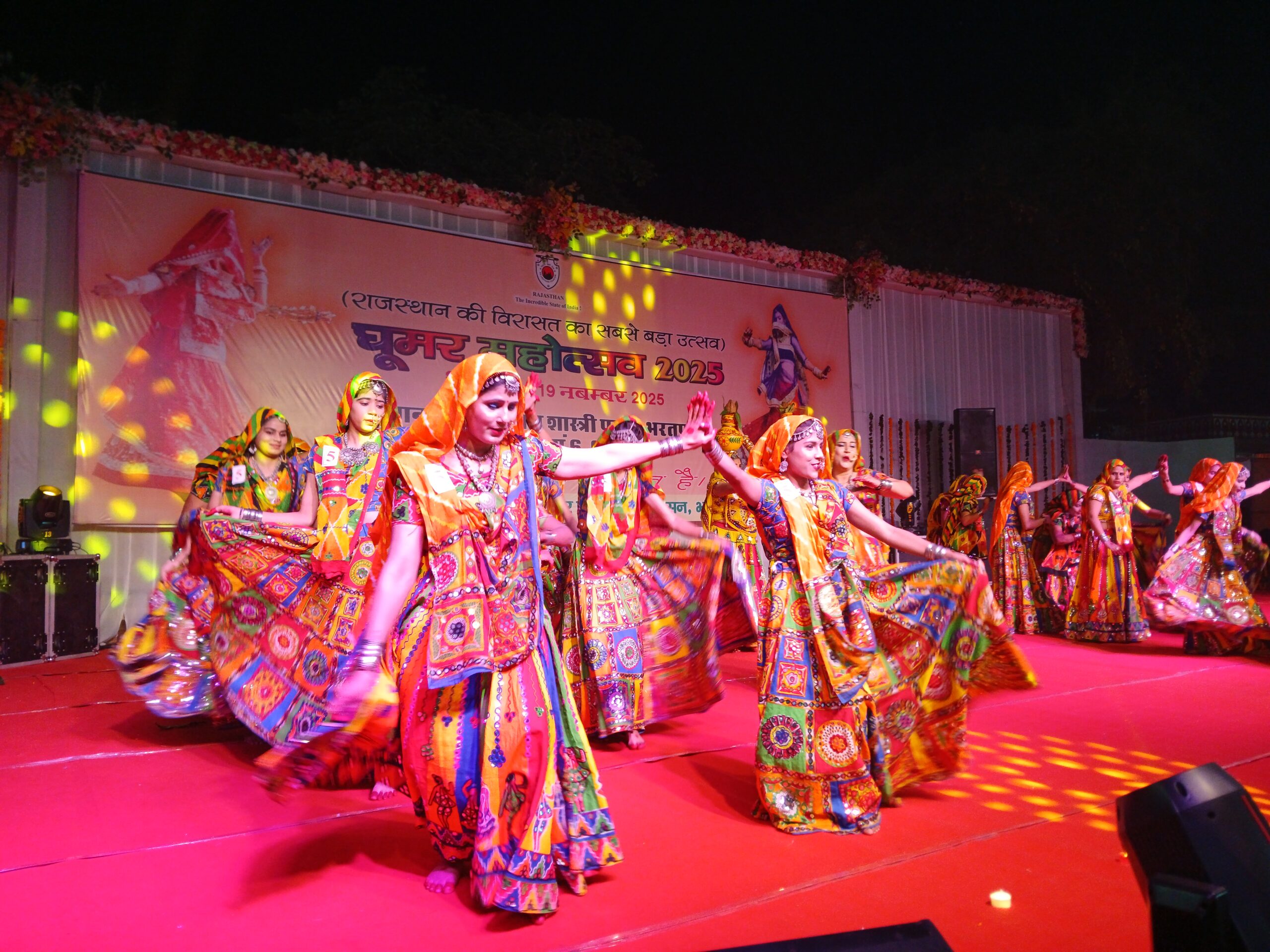 राजस्थान के घूमर महोत्सव 2025 में उमड़ी सांस्कृतिक भव्यता