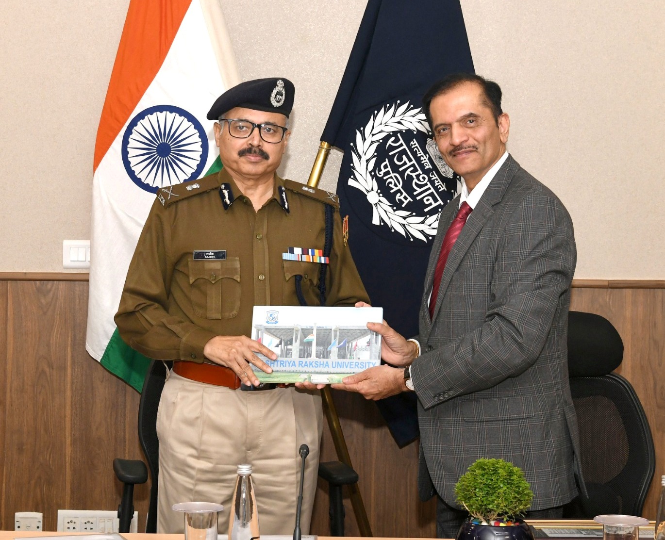 राजस्थान पुलिस और राष्ट्रीय रक्षा विश्वविद्यालय के मध्य हुआ एमओयू